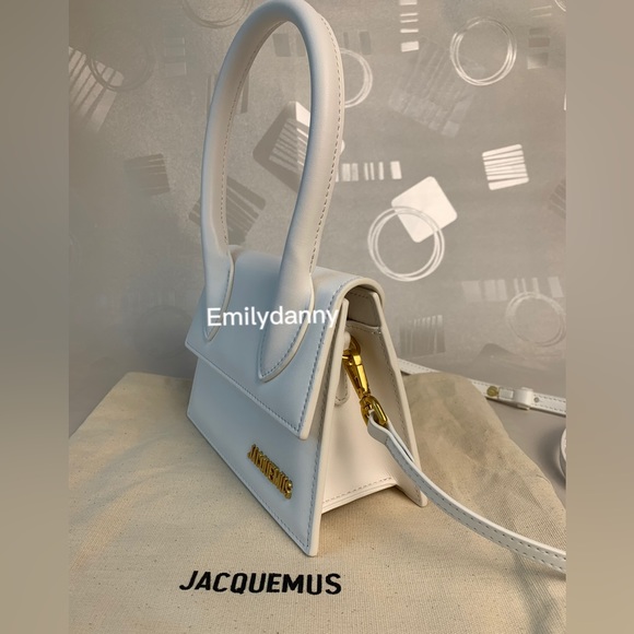 JACQUEMUS Le Chiquito moyen leather handbag - Picture 5 of 14